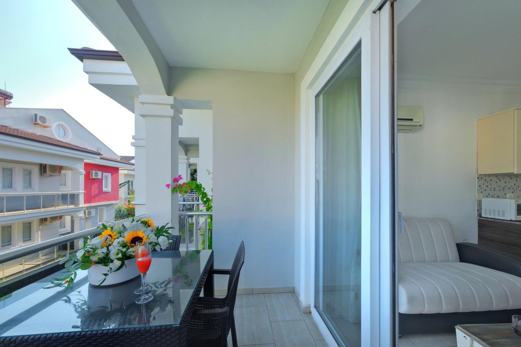 Legend Apartments II Fethiye Esterno foto