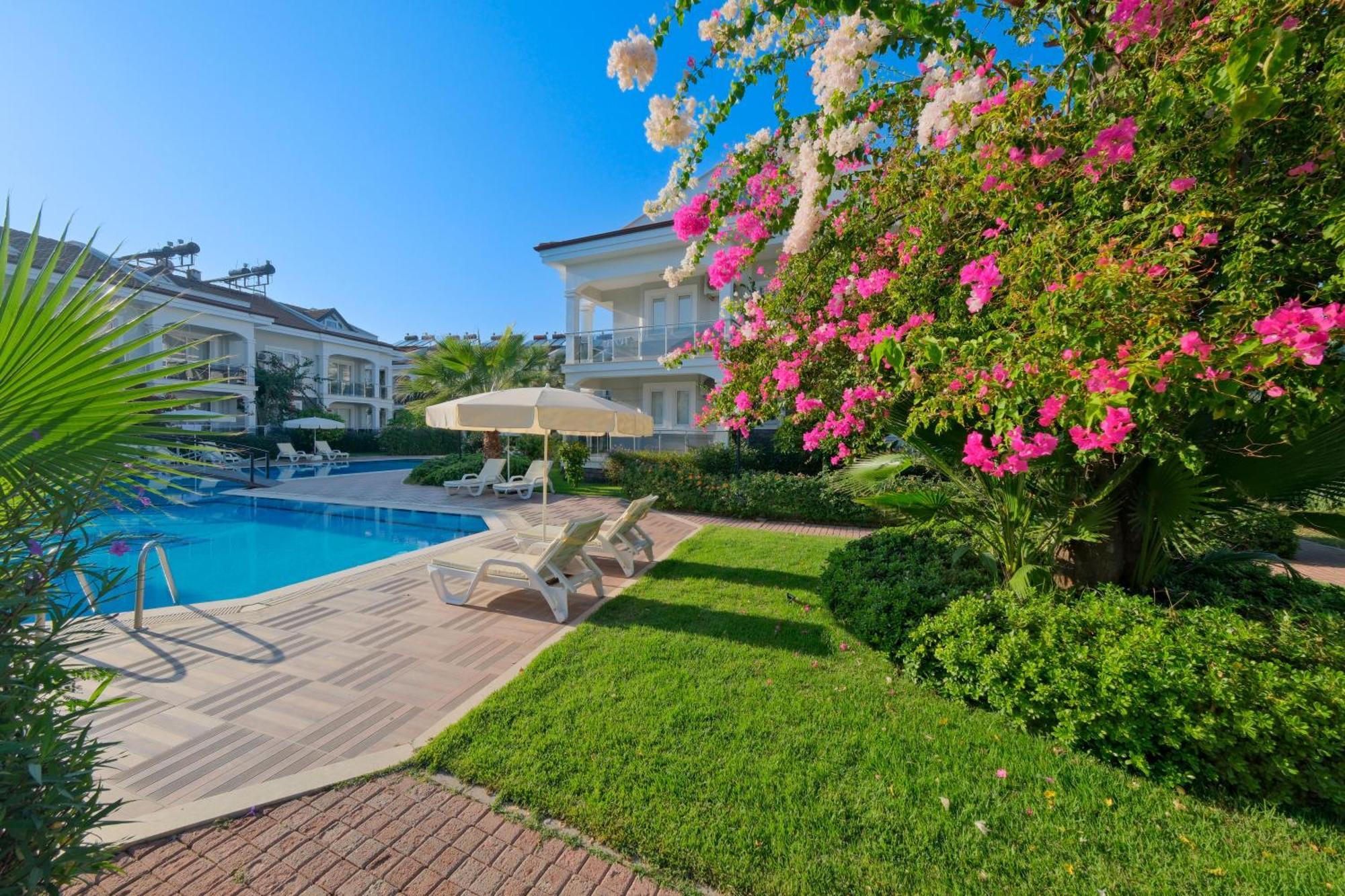 Legend Apartments II Fethiye Esterno foto
